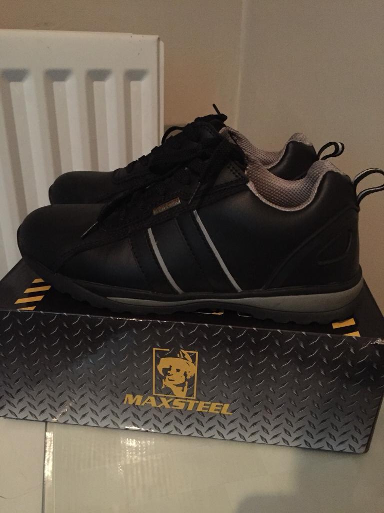 max steel safety trainers